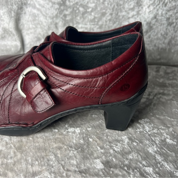 Burgundy Leather Shoes - Picture 11 of 11